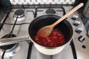 Cooking Strawberry Sauce 